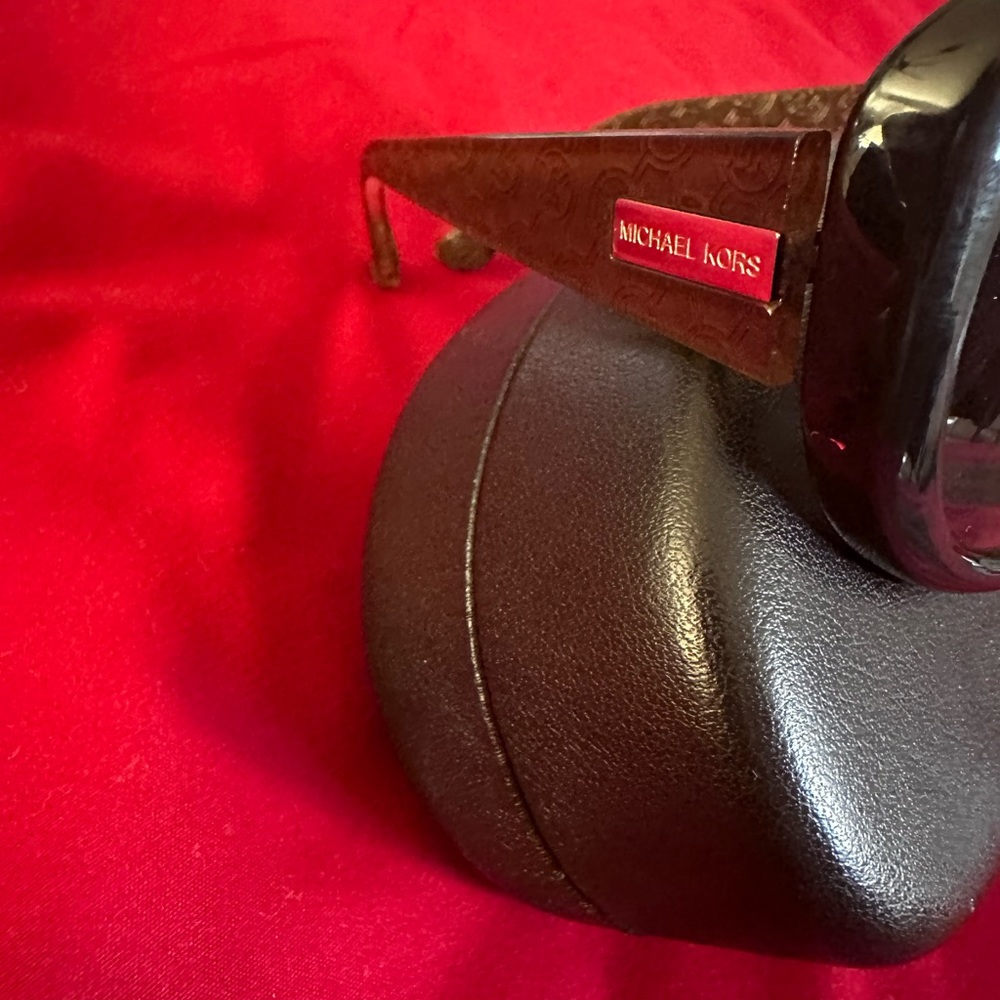 Michael Kors M2846S CAROLINA sunglasses brown - Picture 11 of 13